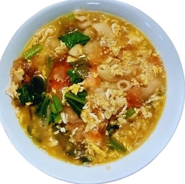 Seblak ceker pedas